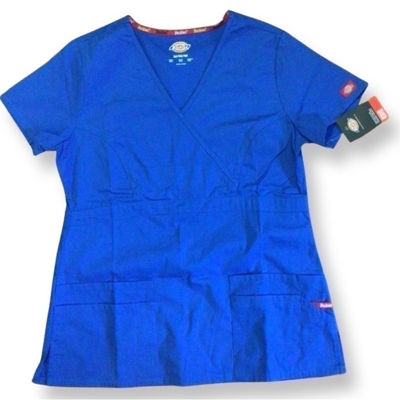 𝅺SCRUBS Top - Picture 1 of 5